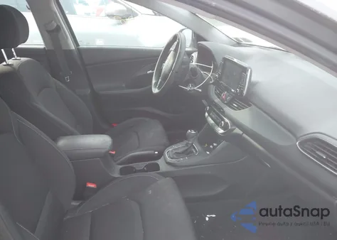 2019 Hyundai Elantra Gt z USA, uszkodzony, nr VIN KMHH35LE2KU117035